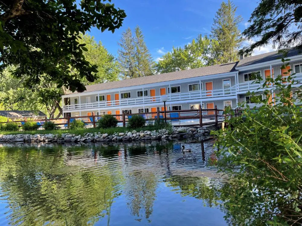 Woodwards White Mountain Resort, BW Signature Collection hotel hero