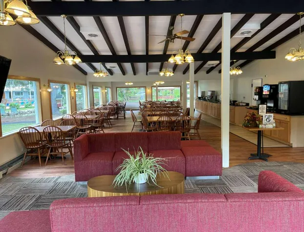 Woodwards White Mountain Resort, BW Signature Collection hotel detail image 4