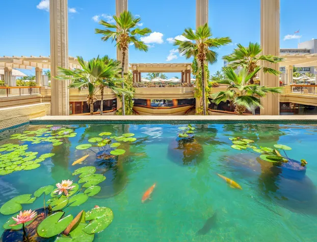 Hyatt Regency Waikiki Beach Resort & Spa hotel detail image 2