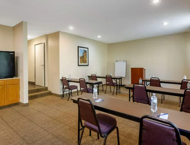 Comfort Inn Somerset - Lake Cumberland hotel detail image 4