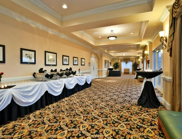 Holiday Inn Conference Center - Valdosta by IHG hotel detail image 2