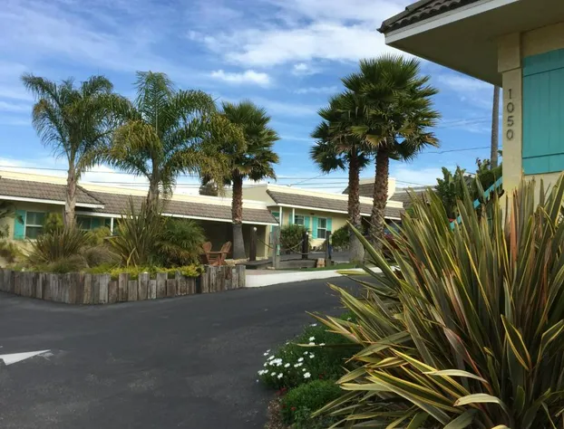Beach Bungalow Inn and Suites hotel detail image 1
