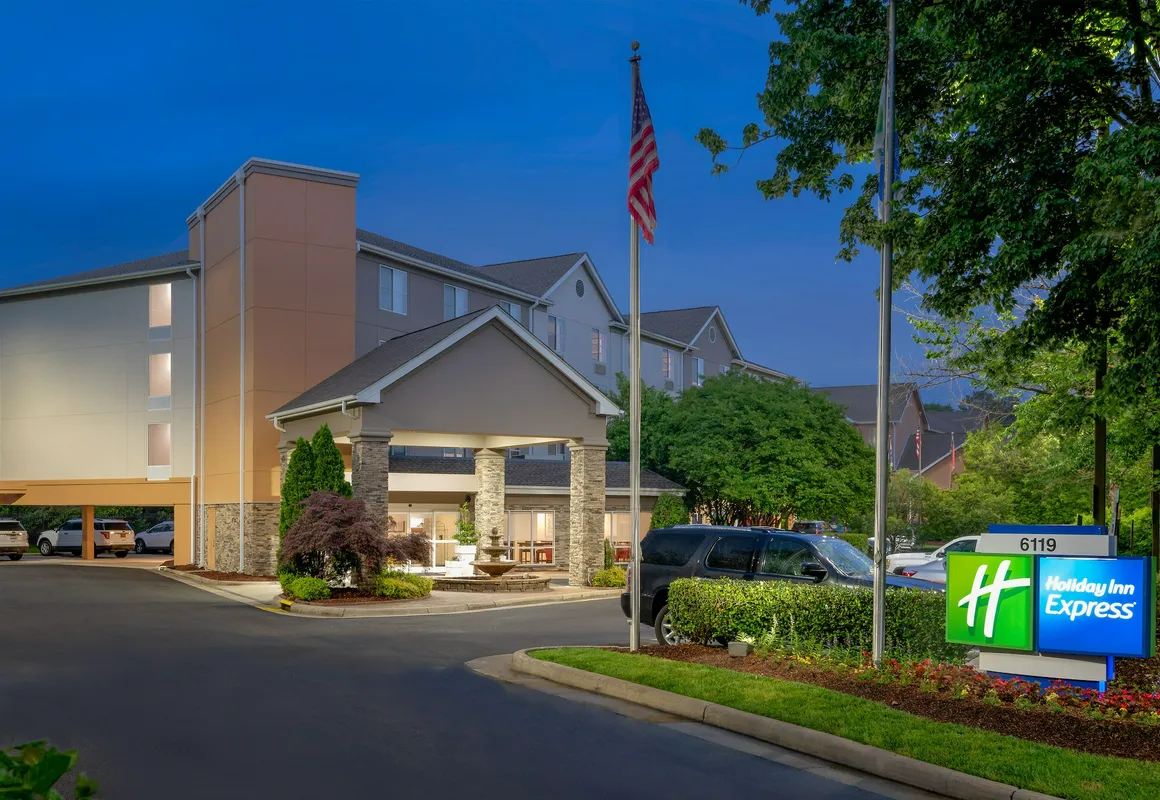 Holiday Inn Express Chapel Hill by IHG hotel hero