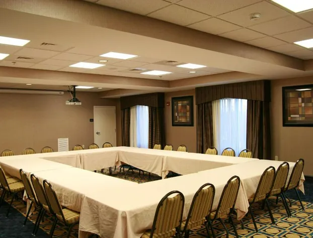 Hampton Inn Topeka hotel detail image 4