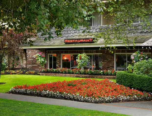 Royal Scot Hotel & Suites hotel detail image 2