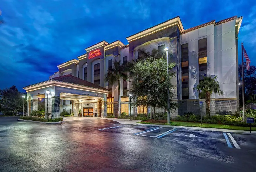 Hampton Inn & Suites Fort Myers-Estero/FGCU hotel hero