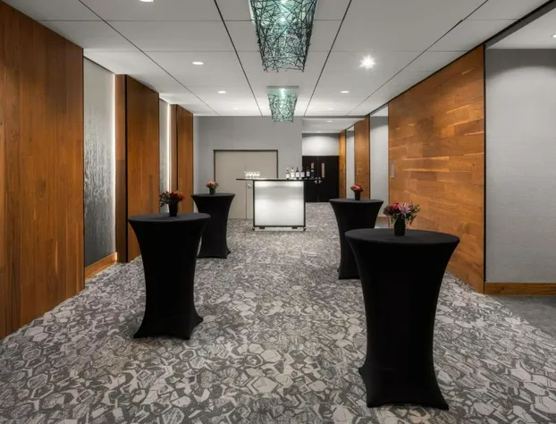 Courtyard by Marriott Seattle Bellevue/Downtown hotel detail image 2