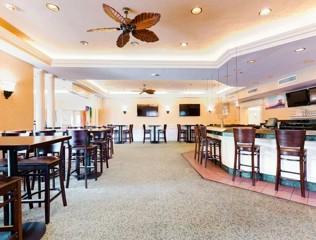 Radisson Resort at the Port hotel detail image 3