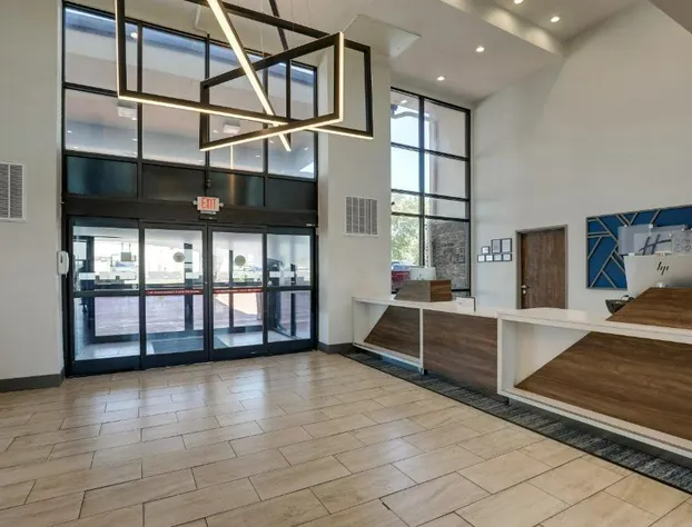 Holiday Inn Express Hotel & Suites Branson 76 Central by IHG hotel detail image 4