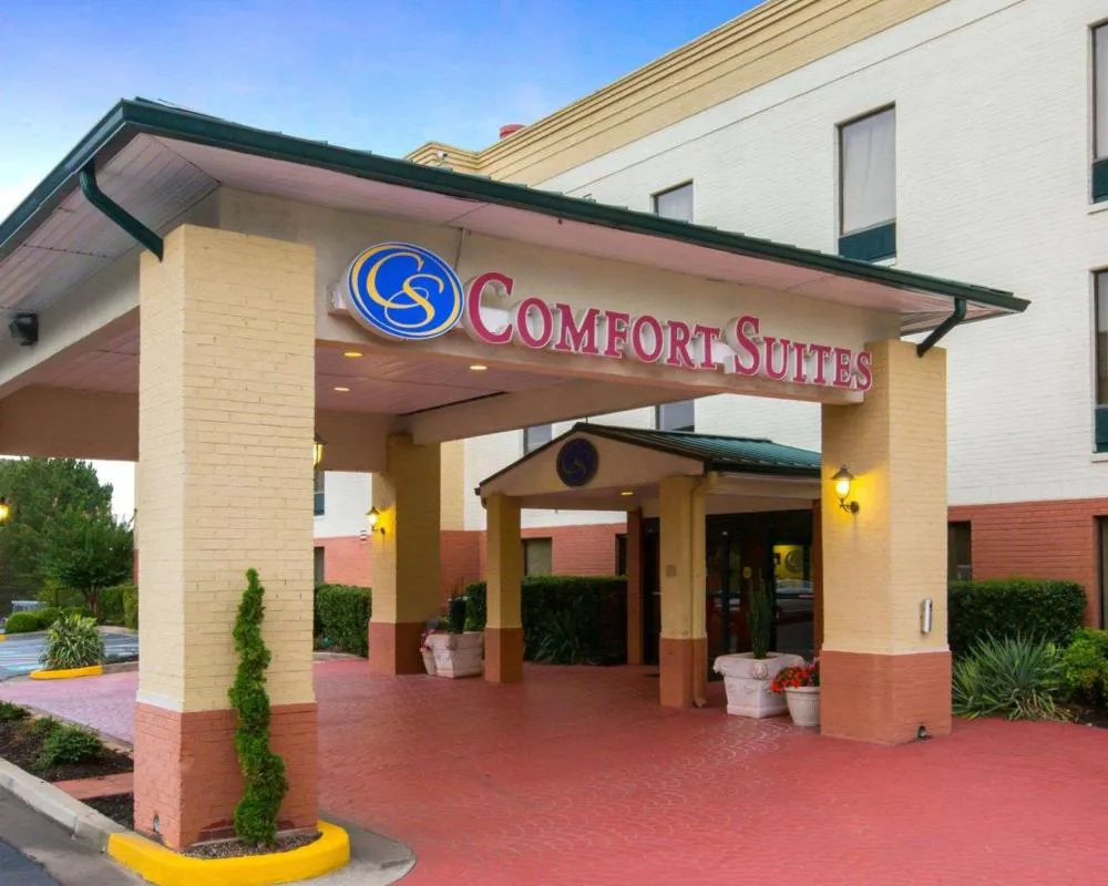 Comfort Suites Cumming-Atlanta near Northside Hospital Forsyth hotel hero