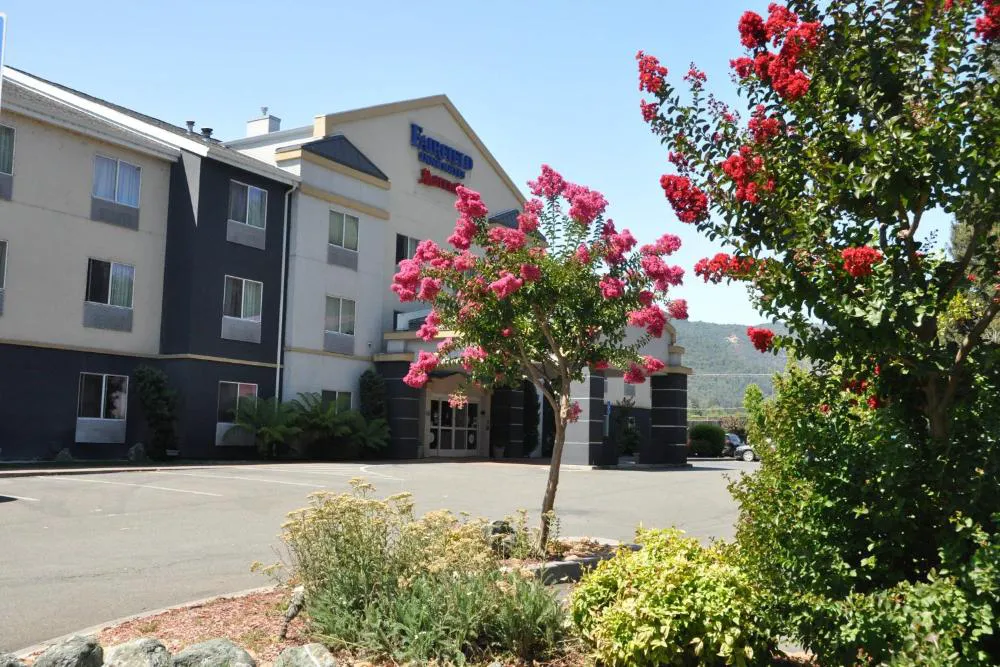 Fairfield Inn & Suites by Marriott Ukiah - Mendocino County hotel hero