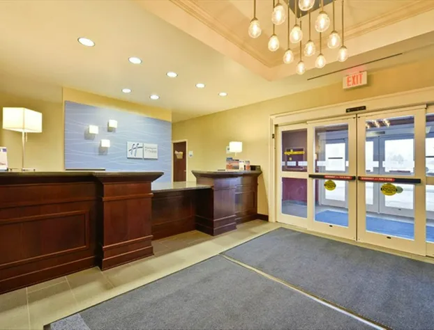 Holiday Inn Express & Suites Utica by IHG hotel detail image 4