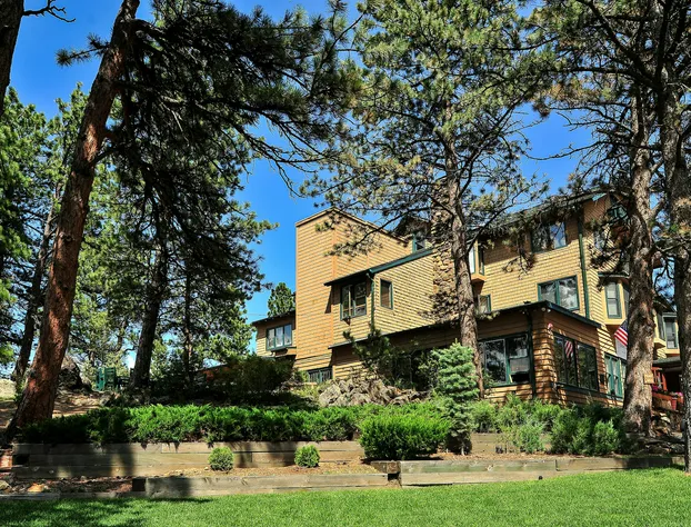 The Historic Crag's Lodge hotel detail image 2