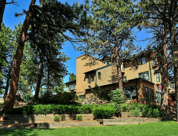 The Historic Crags Lodge hotel detail image 2