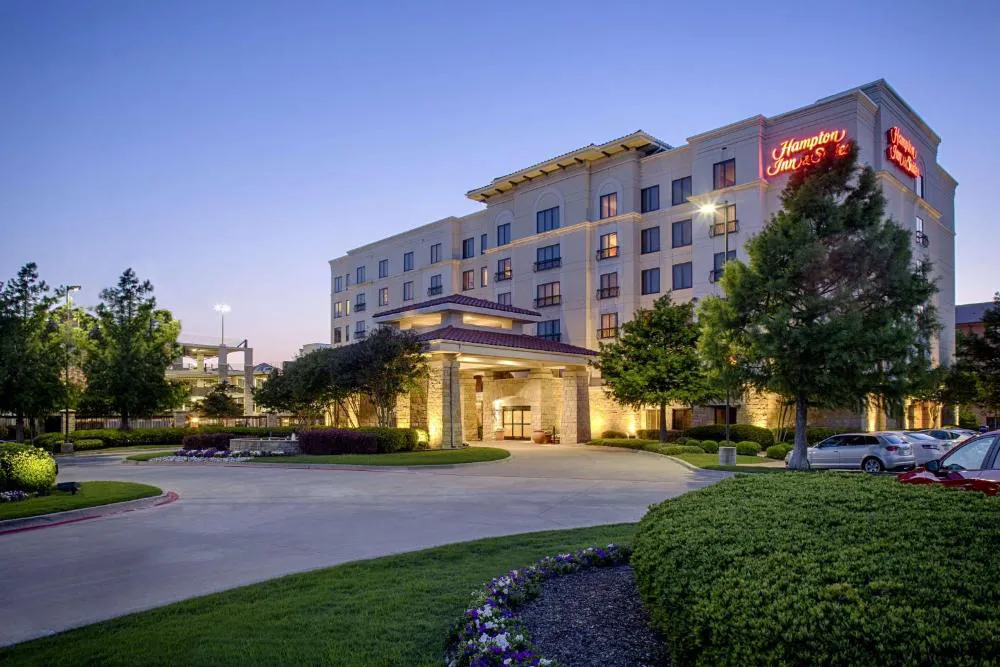 Hampton Inn & Suites Legacy Park-Frisco hotel hero