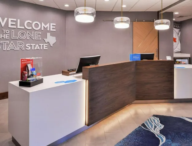 Hampton Inn & Suites Legacy Park-Frisco hotel detail image 4