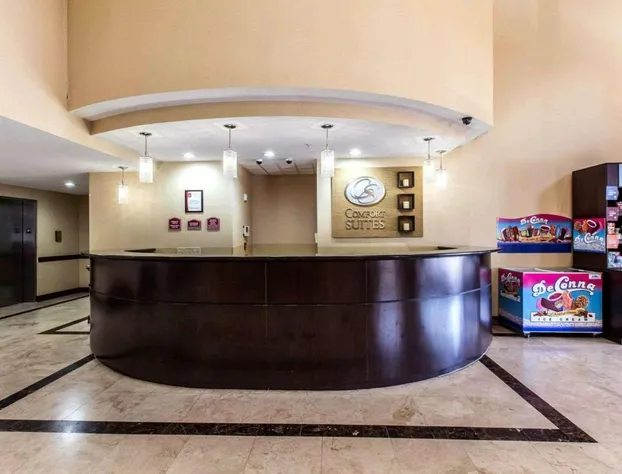 Comfort Suites Waycross hotel detail image 1