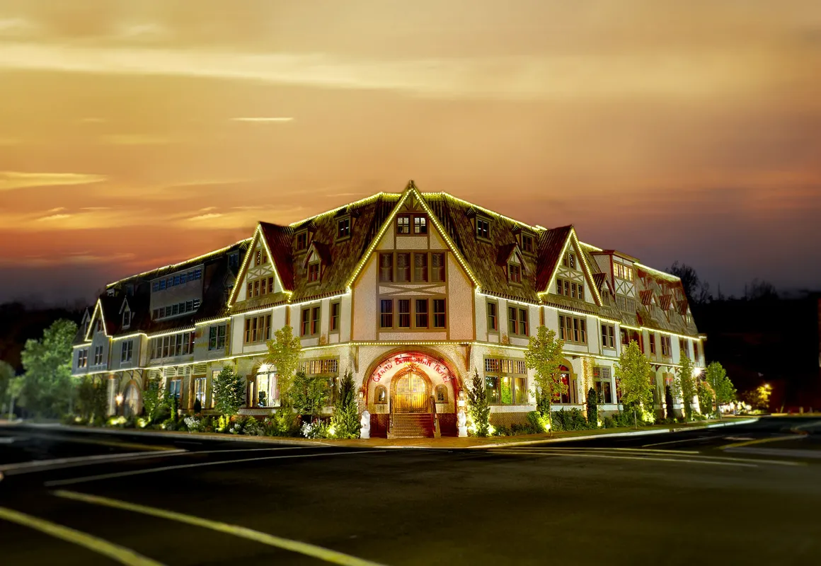 Grand Bohemian Lodge Asheville, Autograph Collection® hotel hero