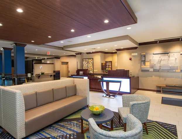 Holiday Inn Express and Suites Springfield Medical District by IHG hotel detail image 2