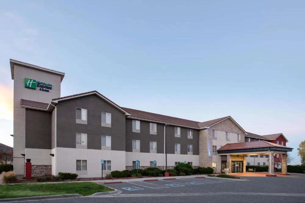 Holiday Inn Express & Suites Denver SW-Littleton by IHG hotel hero