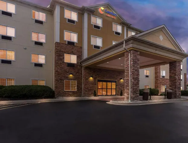 Comfort Suites Grayslake near Libertyville North hotel detail image 1