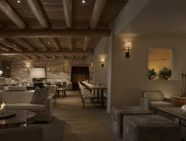 Rosewood Inn of the Anasazi hotel detail image 3