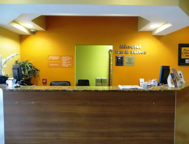 Microtel Inn & Suites by Wyndham South Bend/At Notre Dame Un hotel detail image 3