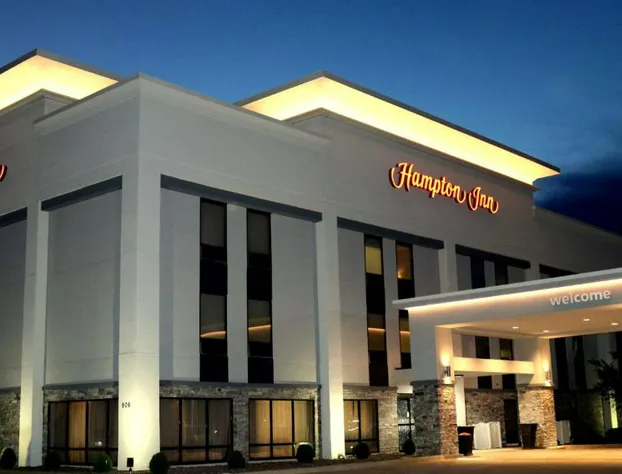 Hampton Inn Bloomington West hotel detail image 2