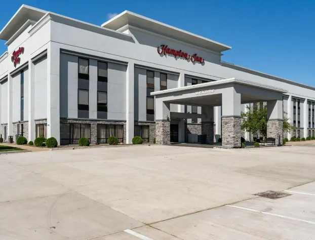 Hampton Inn Bloomington West hotel detail image 4