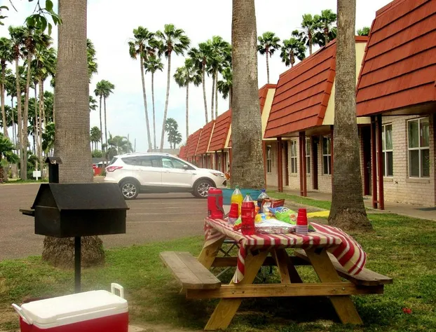 Victoria Palms Inn & Suites hotel detail image 2