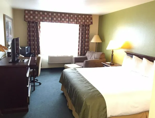 Super 8 by Wyndham McCall hotel detail image 3