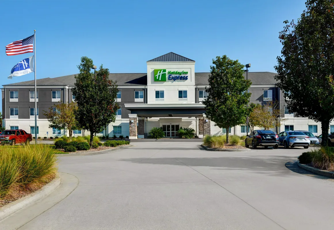 Holiday Inn Express Atmore by IHG hotel hero