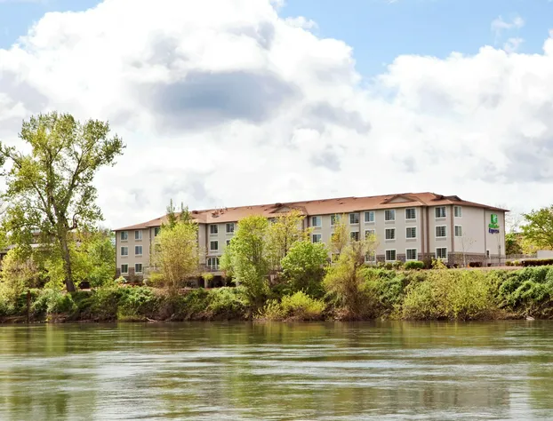 Holiday Inn Express Corvallis-On the River by IHG hotel detail image 4