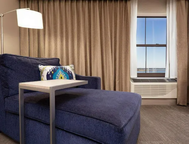 Hampton Inn Georgetown-Marina hotel detail image 4