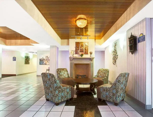 Days Inn & Suites by Wyndham Ridgeland hotel detail image 2