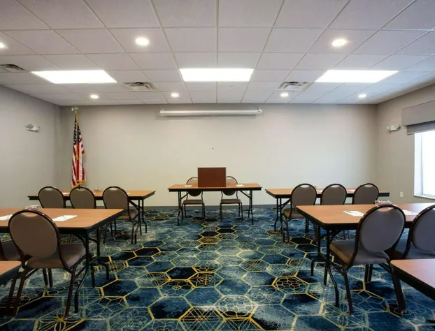 Hampton Inn Watertown hotel detail image 2