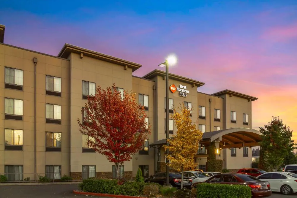 Best Western Plus Lacey Inn & Suites hotel hero