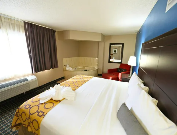 Baymont by Wyndham Marshalltown hotel detail image 4