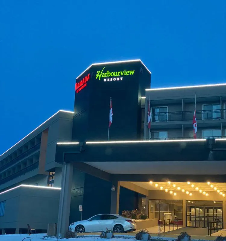 Ramada by Wyndham Belleville Harbourview Conference Centre hotel hero