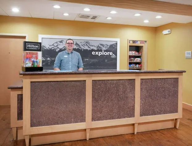 Hampton Inn & Suites Denver/South-RidgeGate hotel detail image 2