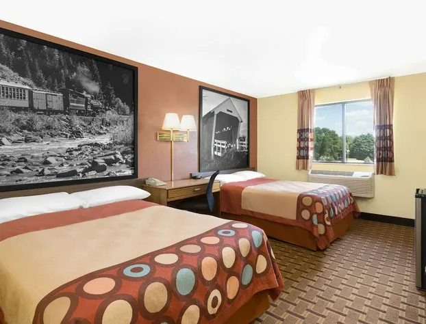 Super 8 by Wyndham Boone hotel detail image 4