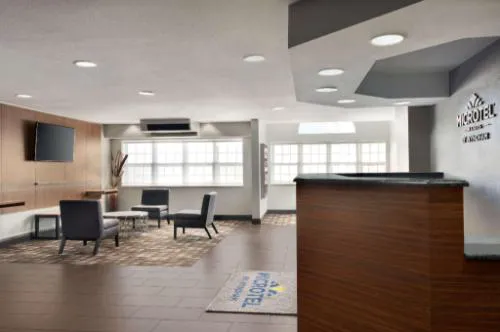 Microtel Inn & Suites by Wyndham Baton Rouge hotel detail image 4