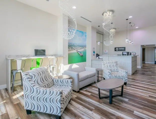 Clarion Pointe Galveston Seawall hotel detail image 4