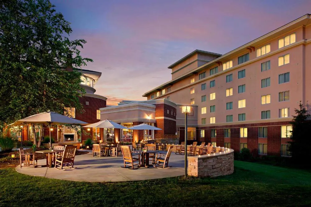 MeadowView Conference Resort & Convention Center hotel hero