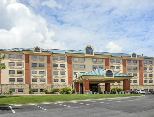 Holiday Inn Express Branson-Green Mountain Drive by IHG hotel detail image 1