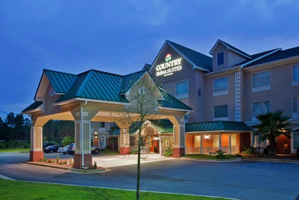 Country Inn & Suites by Radisson, Albany, GA hotel hero