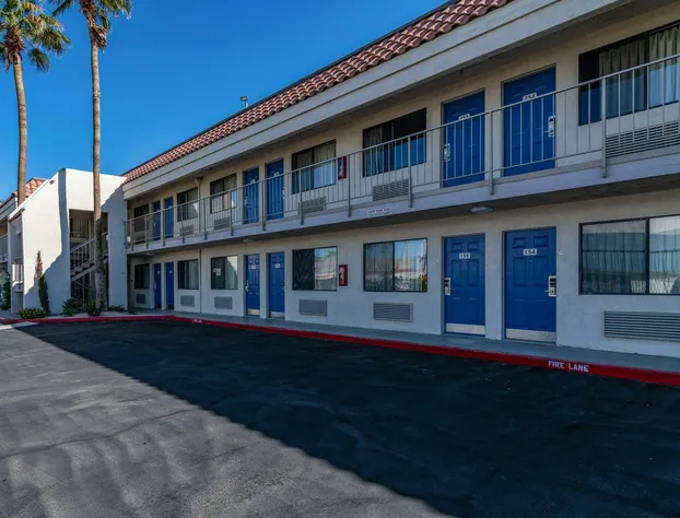 Rodeway Inn & Suites Thousand Palms - Rancho Mirage hotel detail image 1