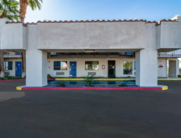 Rodeway Inn & Suites Thousand Palms - Rancho Mirage hotel detail image 2