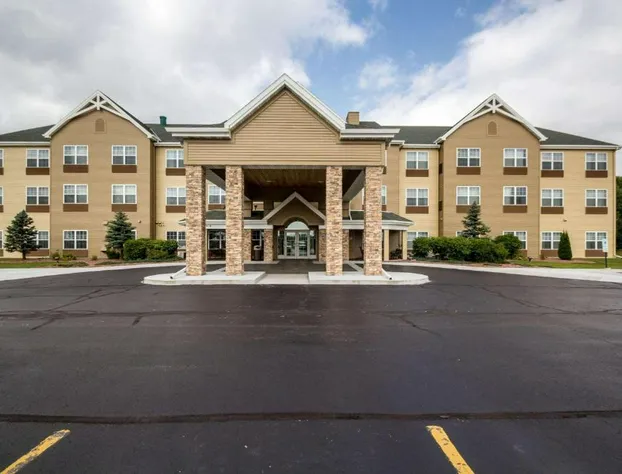 Country Inn & Suites by Radisson, Fond du Lac, WI hotel detail image 1