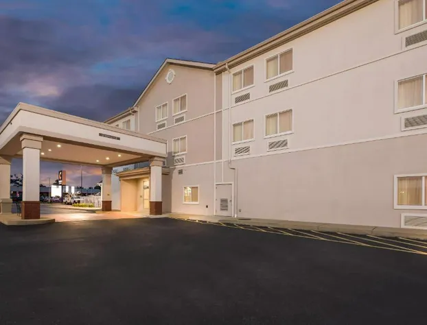 Comfort Inn & Suites Tuscumbia - Muscle Shoals hotel detail image 1